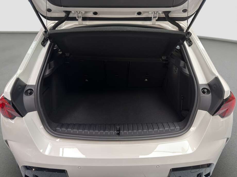 BMW 120 (Bild 16/19)