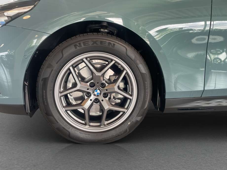 BMW 520i (Bild 10/19)