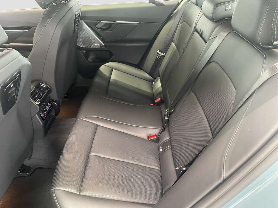BMW 520i (Bild 14/19)