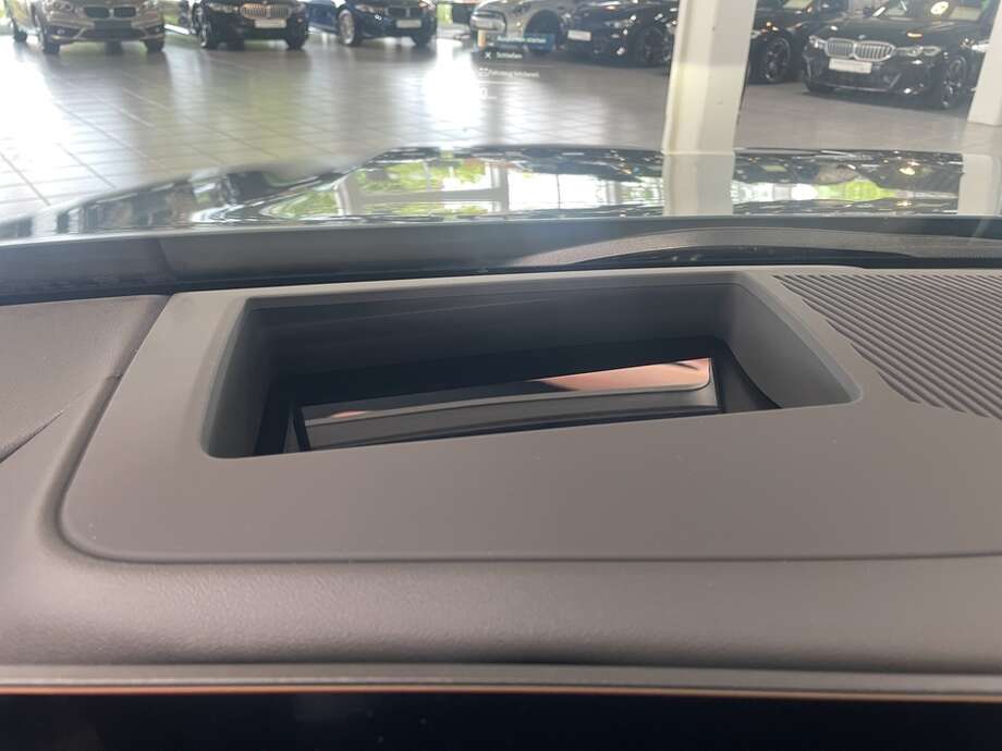 BMW 520i (Bild 17/19)