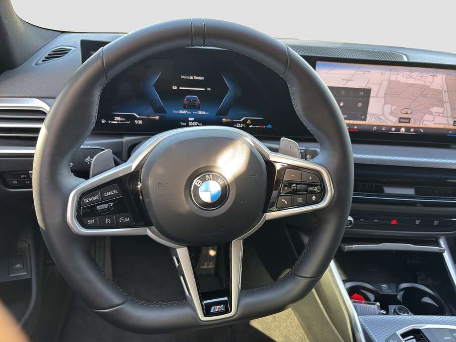 BMW 320d (Bild 11/16)