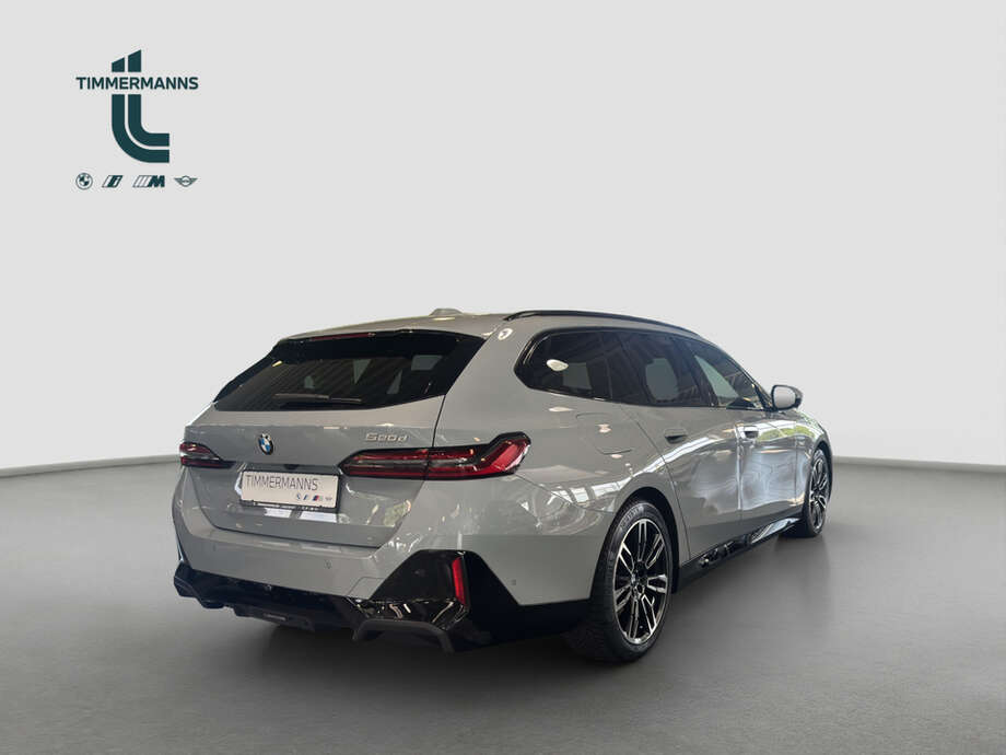 BMW 520d (Bild 2/17)