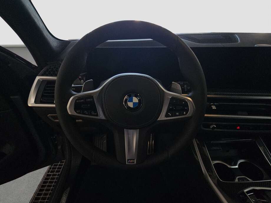 BMW X7 xDrive40d (Bild 12/19)