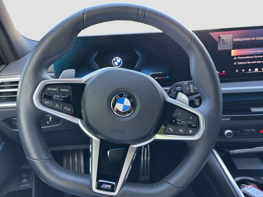 BMW 320d (Bild 11/15)