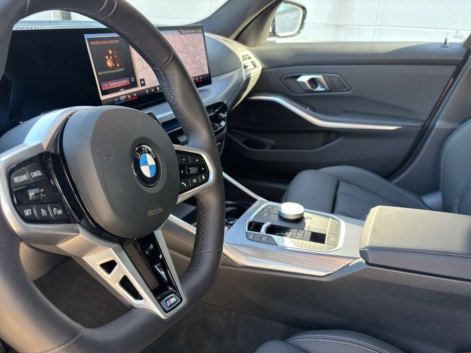 BMW 320d (Bild 15/15)
