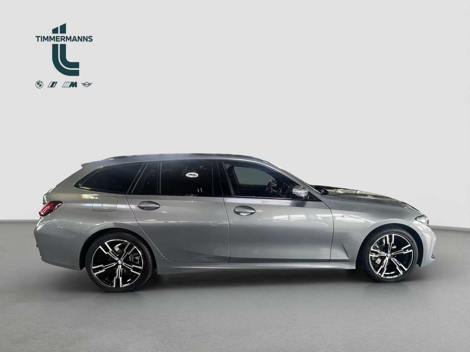 BMW 320d (Bild 6/16)