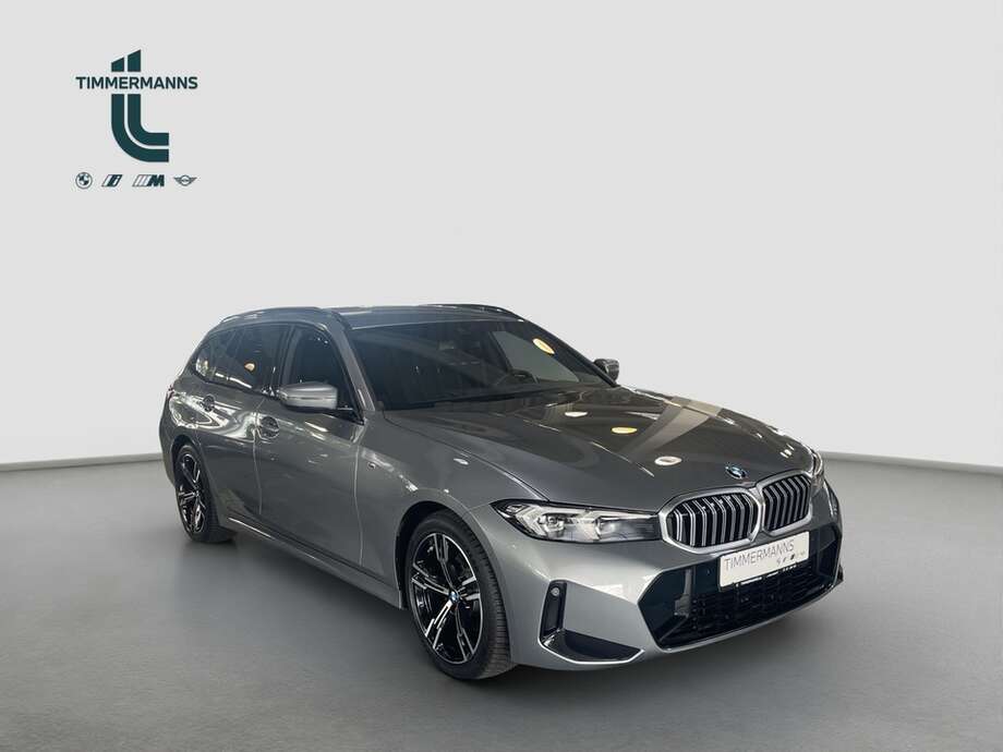 BMW 320d (Bild 7/16)