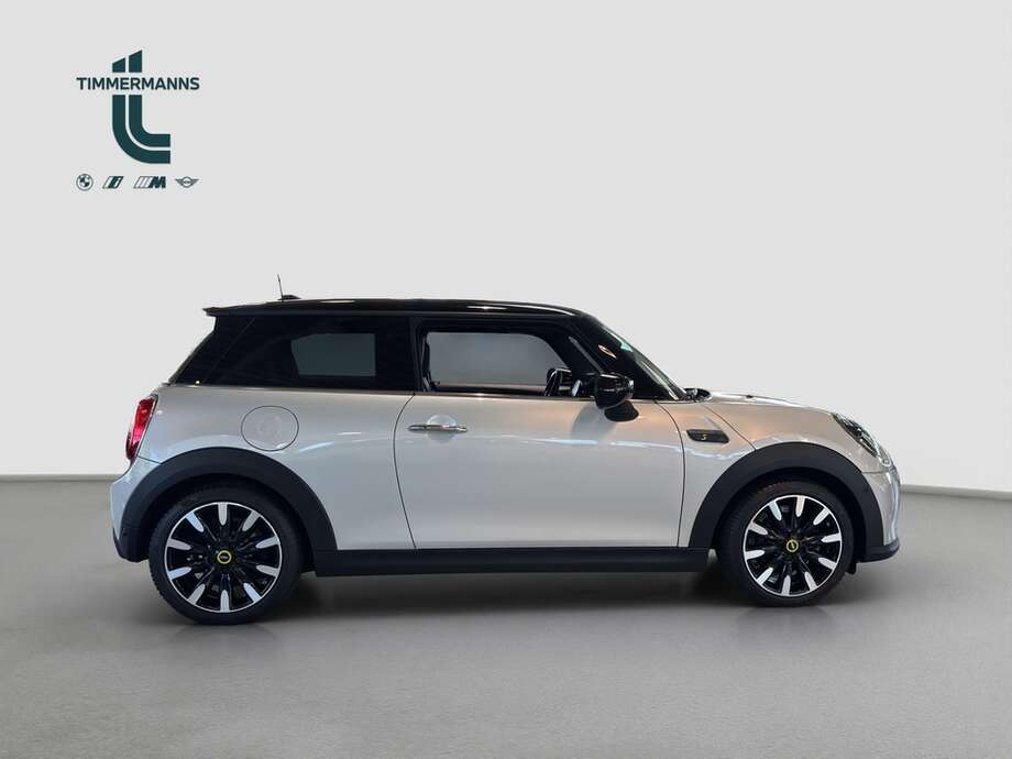 MINI Cooper SE (Bild 6/17)