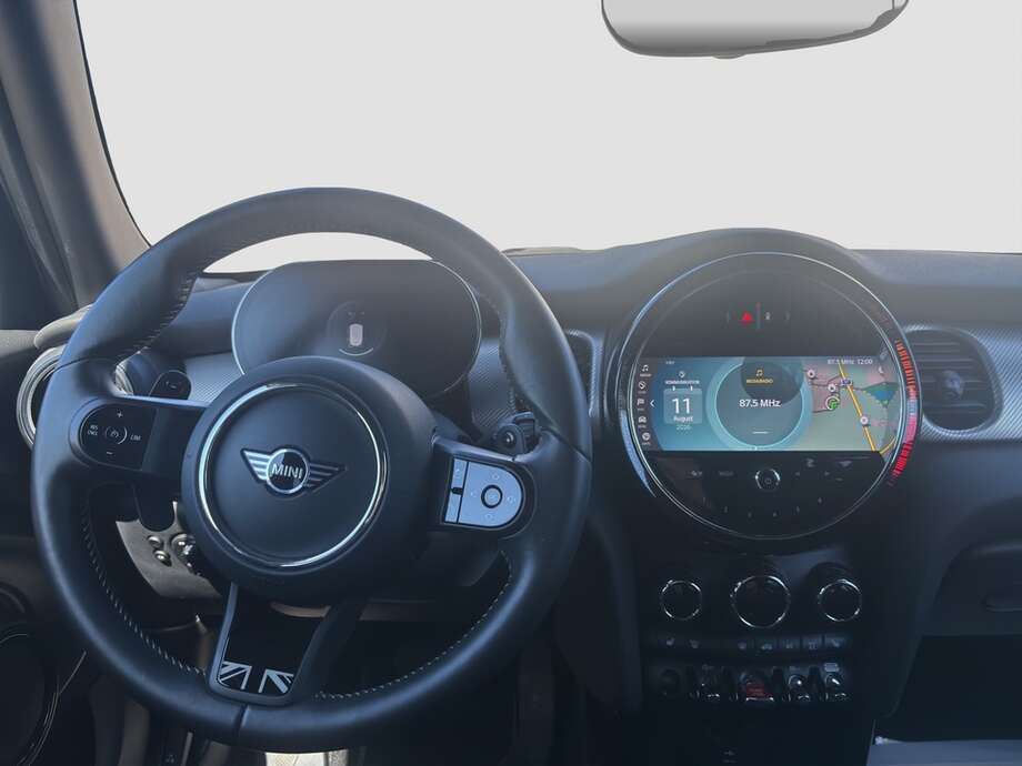 MINI Cooper S (Bild 12/18)