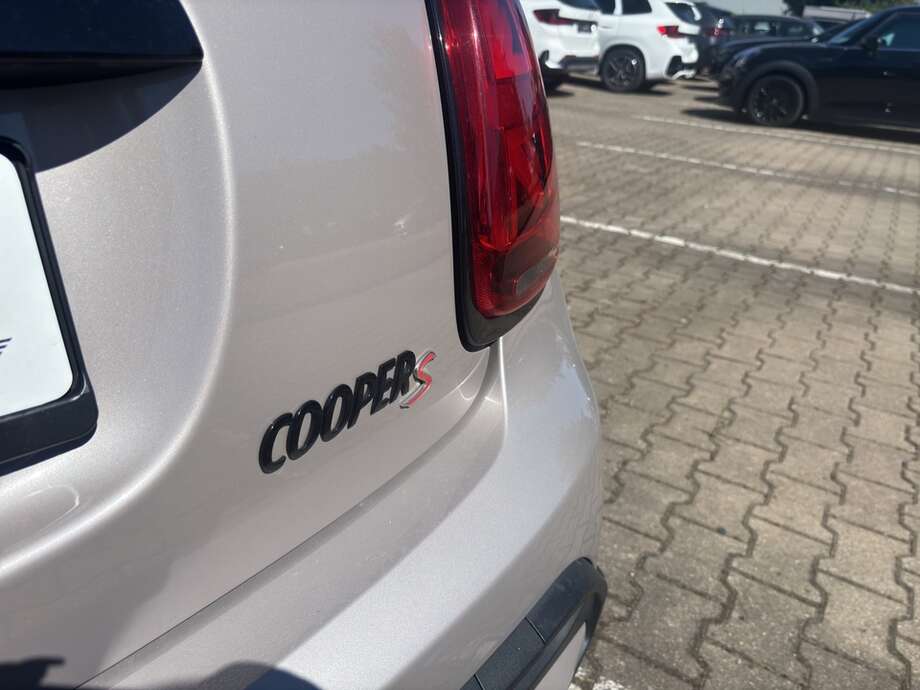 MINI Cooper S (Bild 14/18)