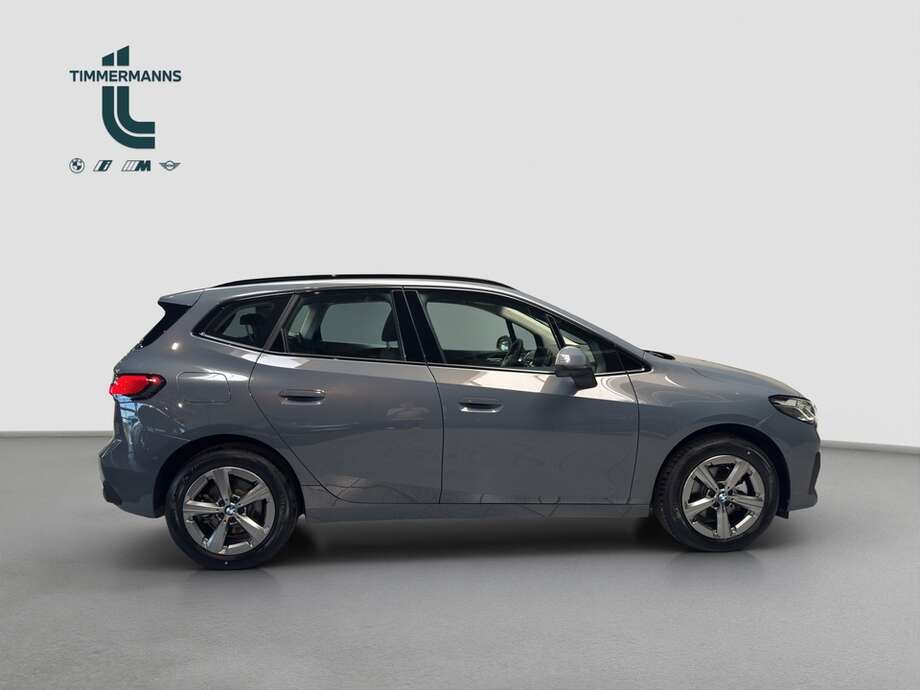 BMW 220 Active Tourer (Bild 6/15)