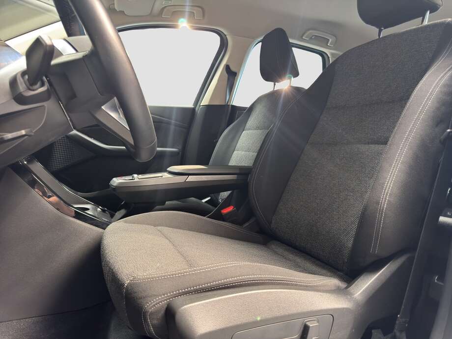 BMW 220 Active Tourer (Bild 10/15)