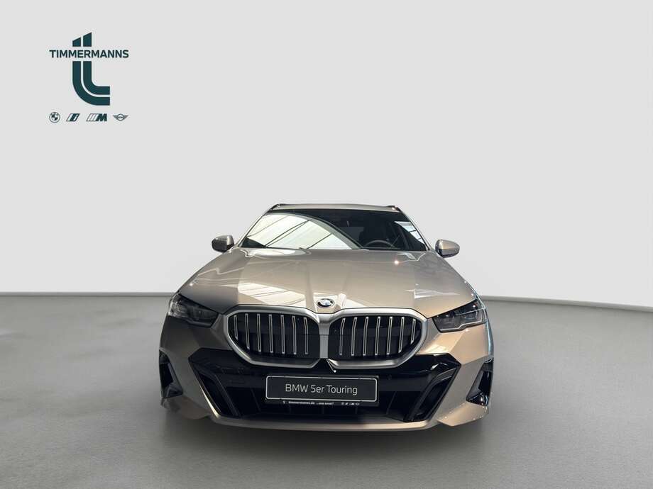 BMW 520d xDrive (Bild 8/15)