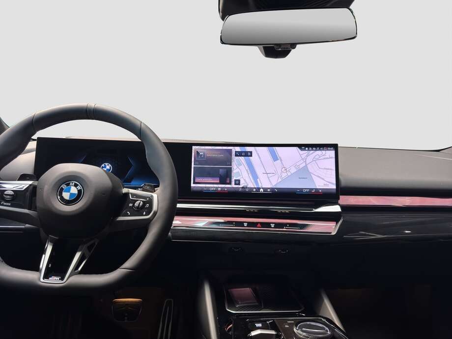 BMW 520d xDrive (Bild 13/15)