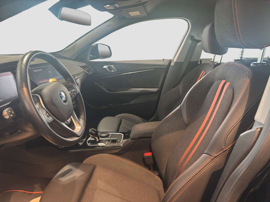 BMW 218 Gran Coupé (Bild 4/6)