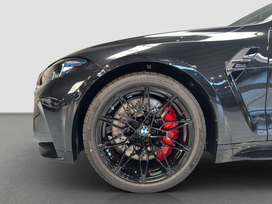 BMW M4 (Bild 9/18)