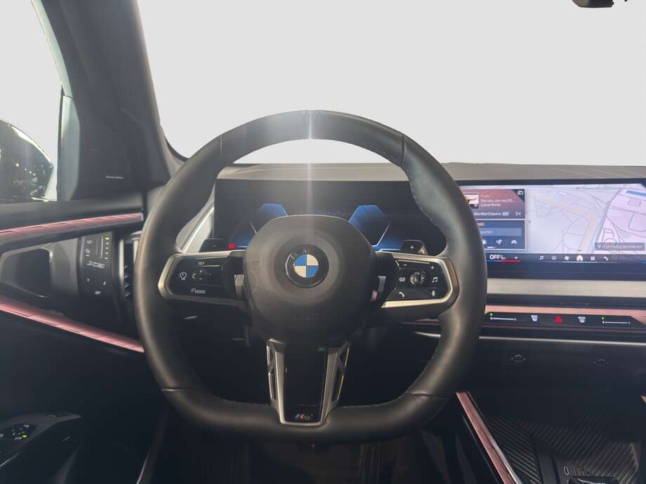 BMW X3 (Bild 12/15)