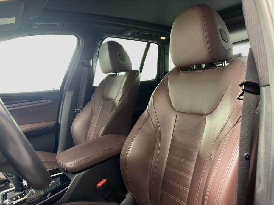 BMW X3 (Bild 10/15)