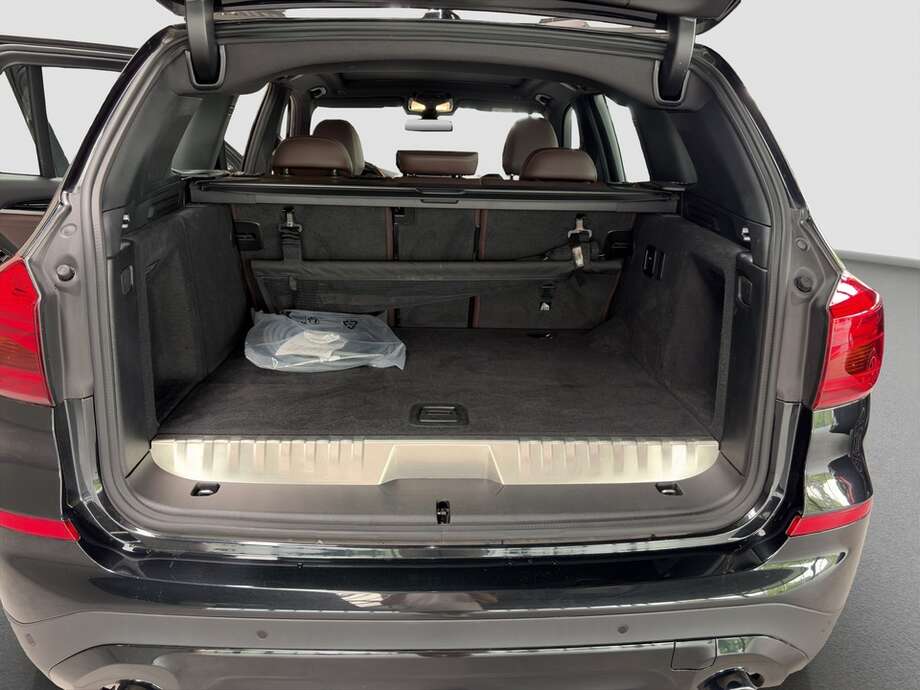 BMW X3 (Bild 14/15)