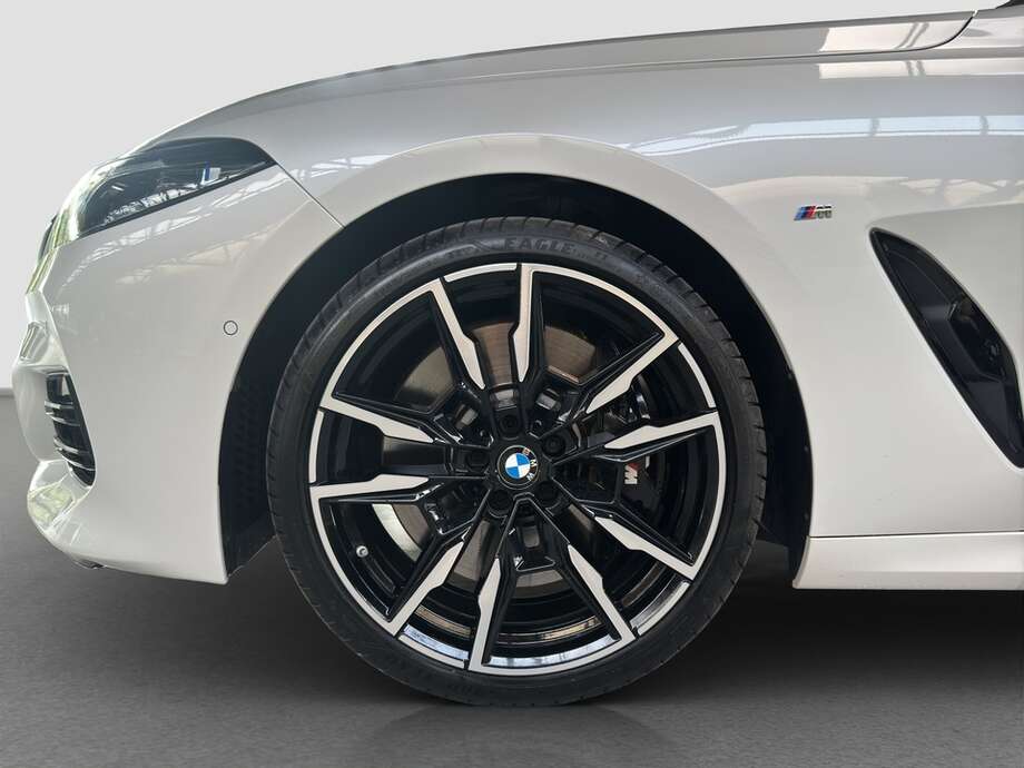 BMW M850i xDrive Gran Coupe Steptronic (Bild 9/22)