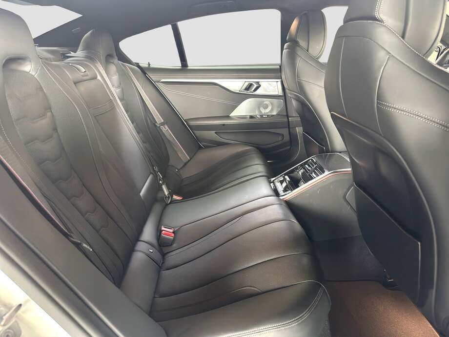 BMW M850i xDrive Gran Coupe Steptronic (Bild 14/22)