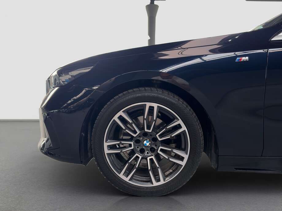BMW 520d xDrive (Bild 9/16)