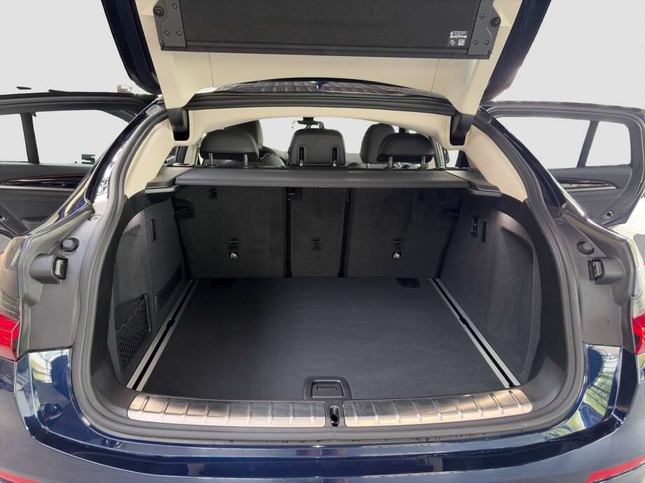 BMW X4 (Bild 15/16)