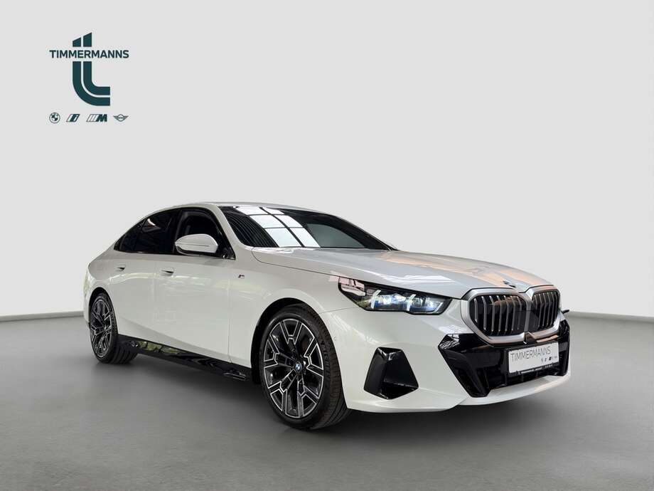 BMW 520d (Bild 7/16)