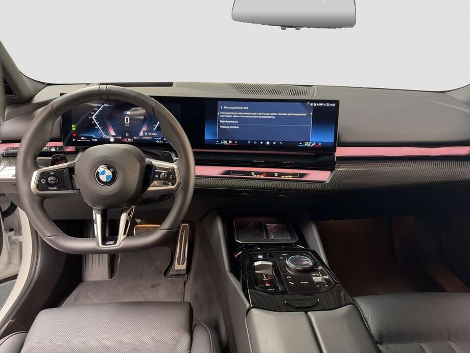 BMW 520d (Bild 13/16)