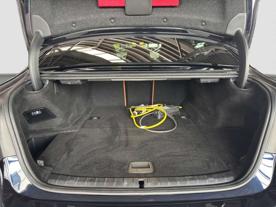BMW 530e xDrive (Bild 14/22)
