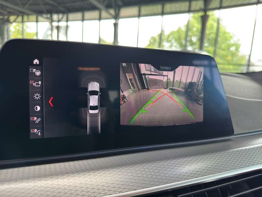 BMW 530e xDrive (Bild 17/22)