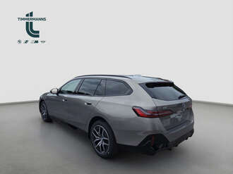 BMW i5 eDrive40 Touring (Bild 3/17)