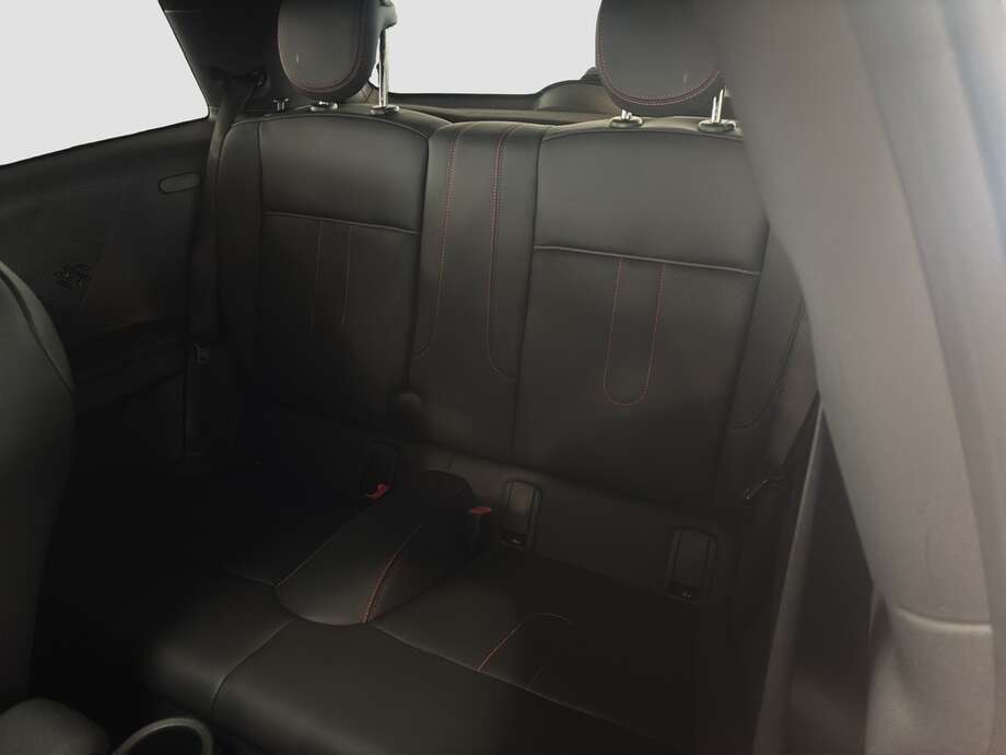 MINI Cooper (Bild 13/18)