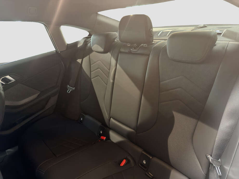 BMW 216 Gran Tourer (Bild 14/17)