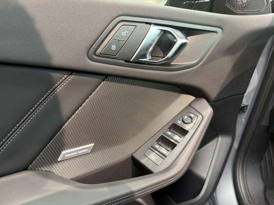 BMW 216 Gran Tourer (Bild 16/17)