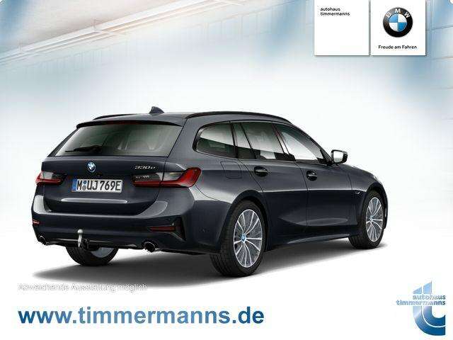 BMW 330e (Bild 2/20)