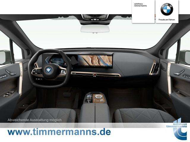 BMW iX (Bild 4/24)