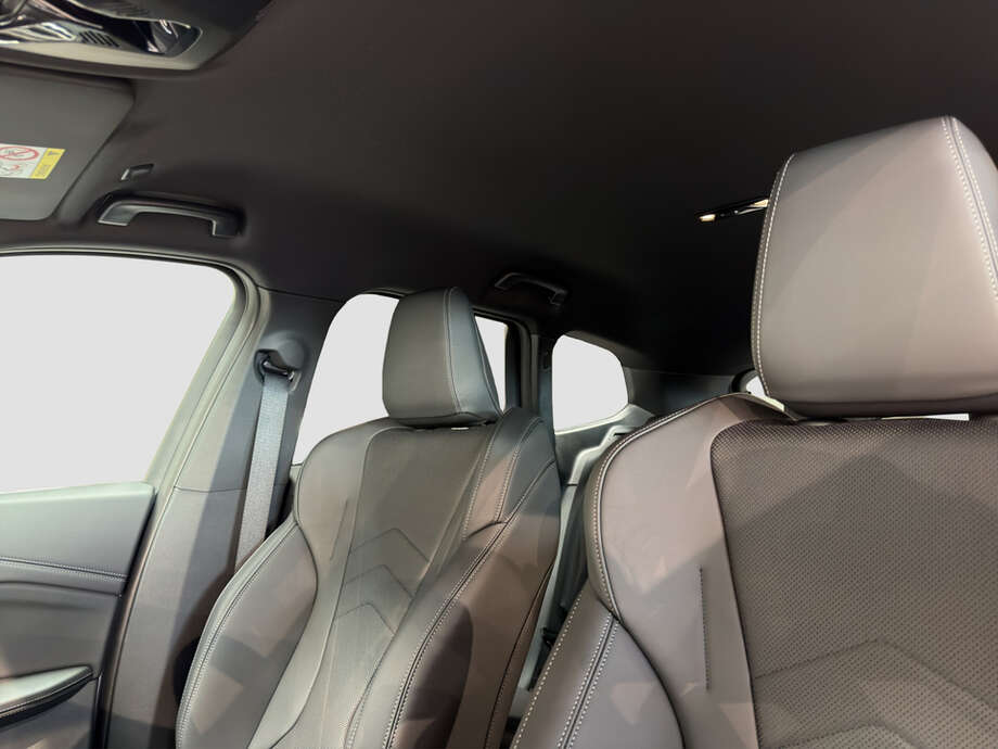 BMW BMW iX1 eDrive20 (Bild 8/18)