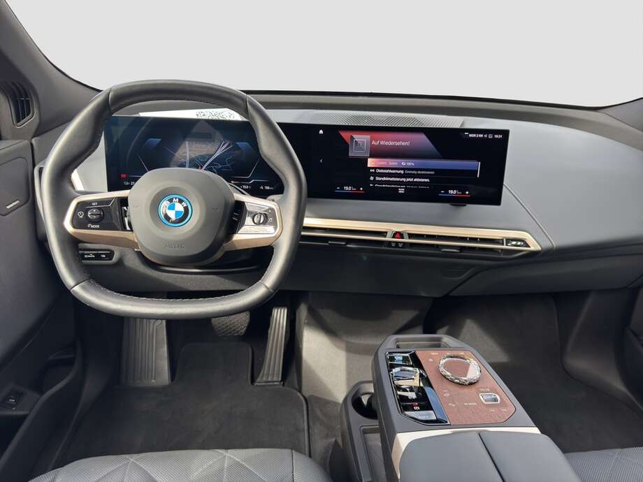 BMW iX (Bild 14/24)