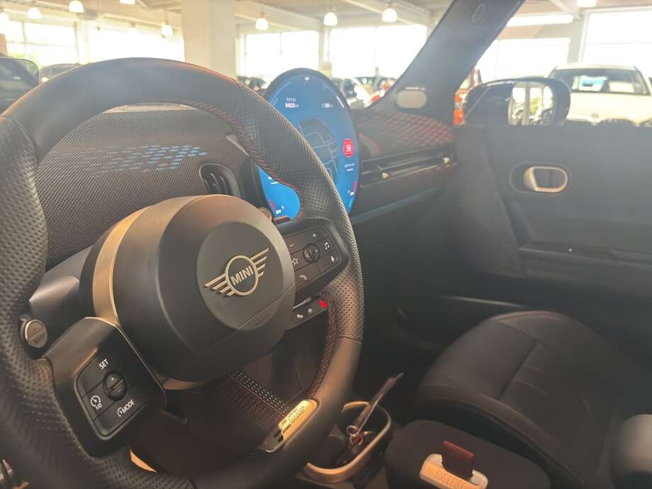 MINI Cooper (Bild 18/18)