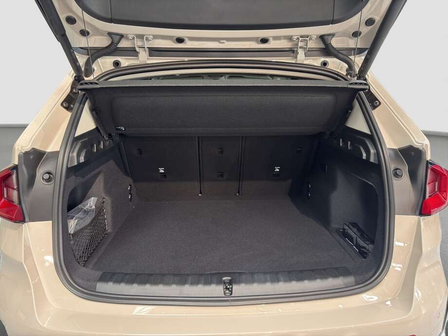 BMW X1 (Bild 15/16)