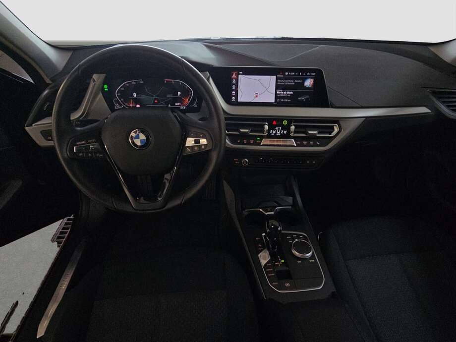 BMW 116d (Bild 13/18)