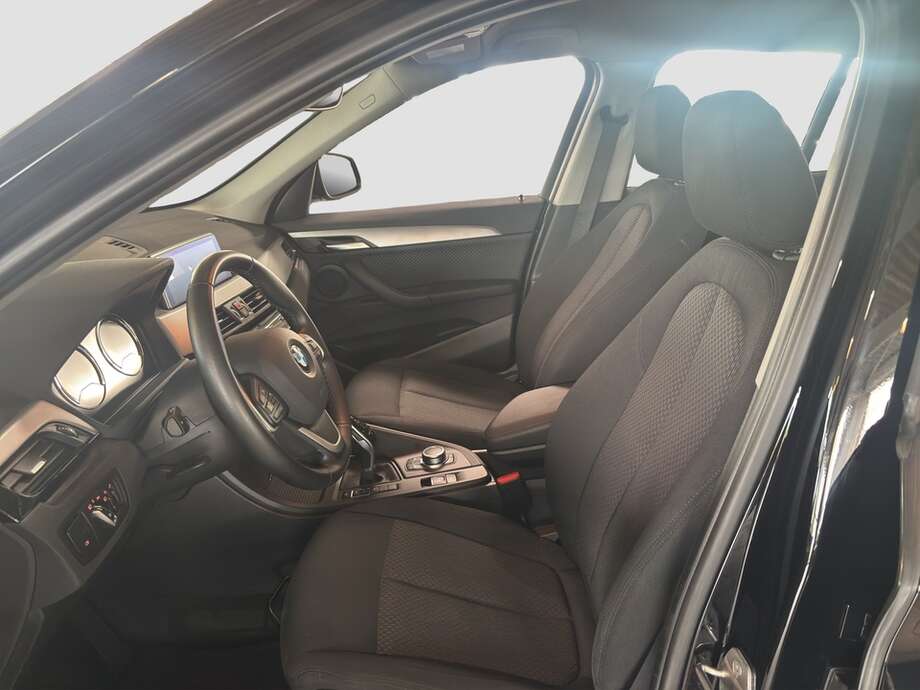 BMW X1 (Bild 11/17)