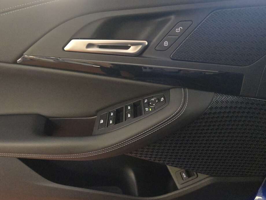 BMW 220 Active Tourer (Bild 17/19)