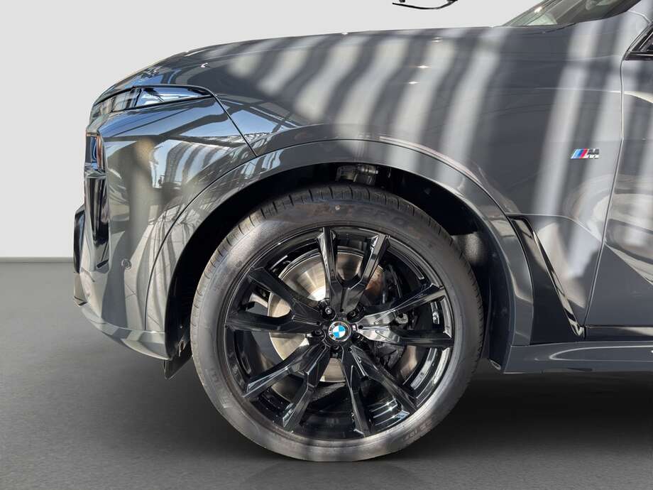 BMW X7 xDrive40d (Bild 9/16)