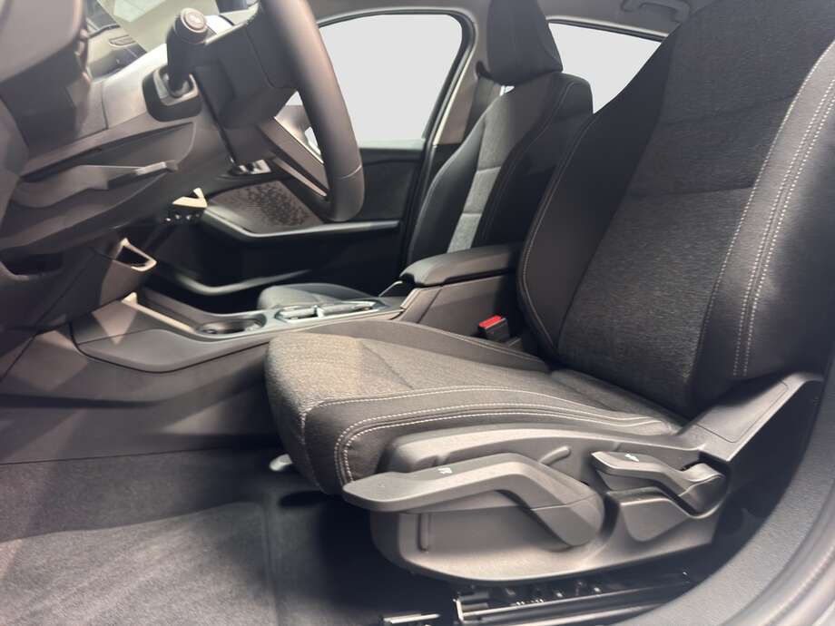 BMW 120d (Bild 10/15)