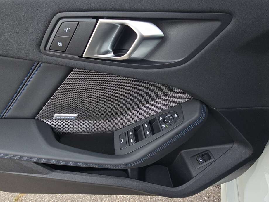 BMW 120 (Bild 17/19)