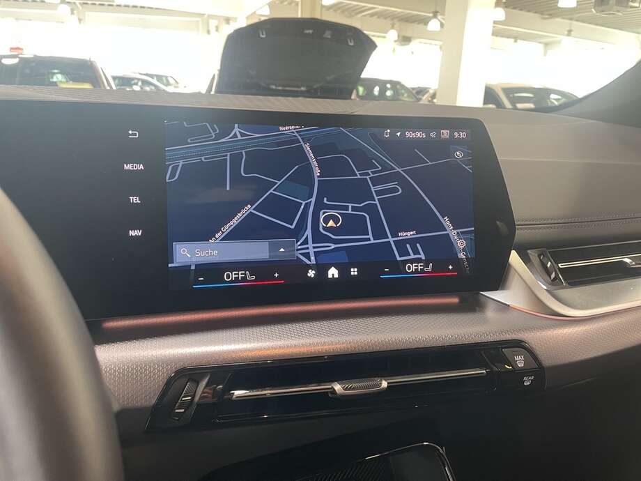 BMW 220 Active Tourer (Bild 17/17)