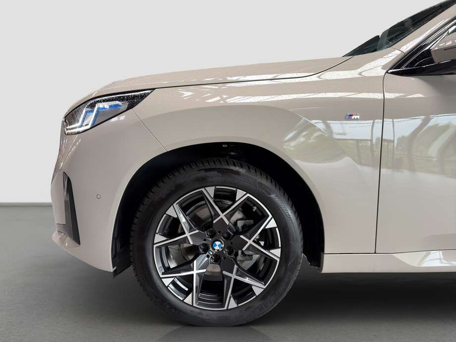 BMW X3 (Bild 9/23)