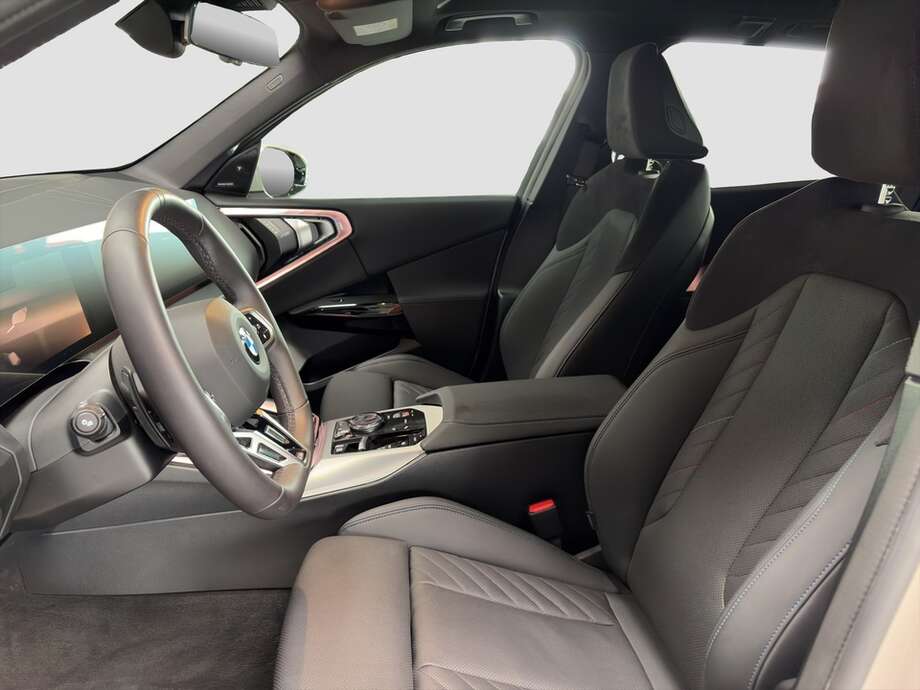 BMW X3 (Bild 10/23)